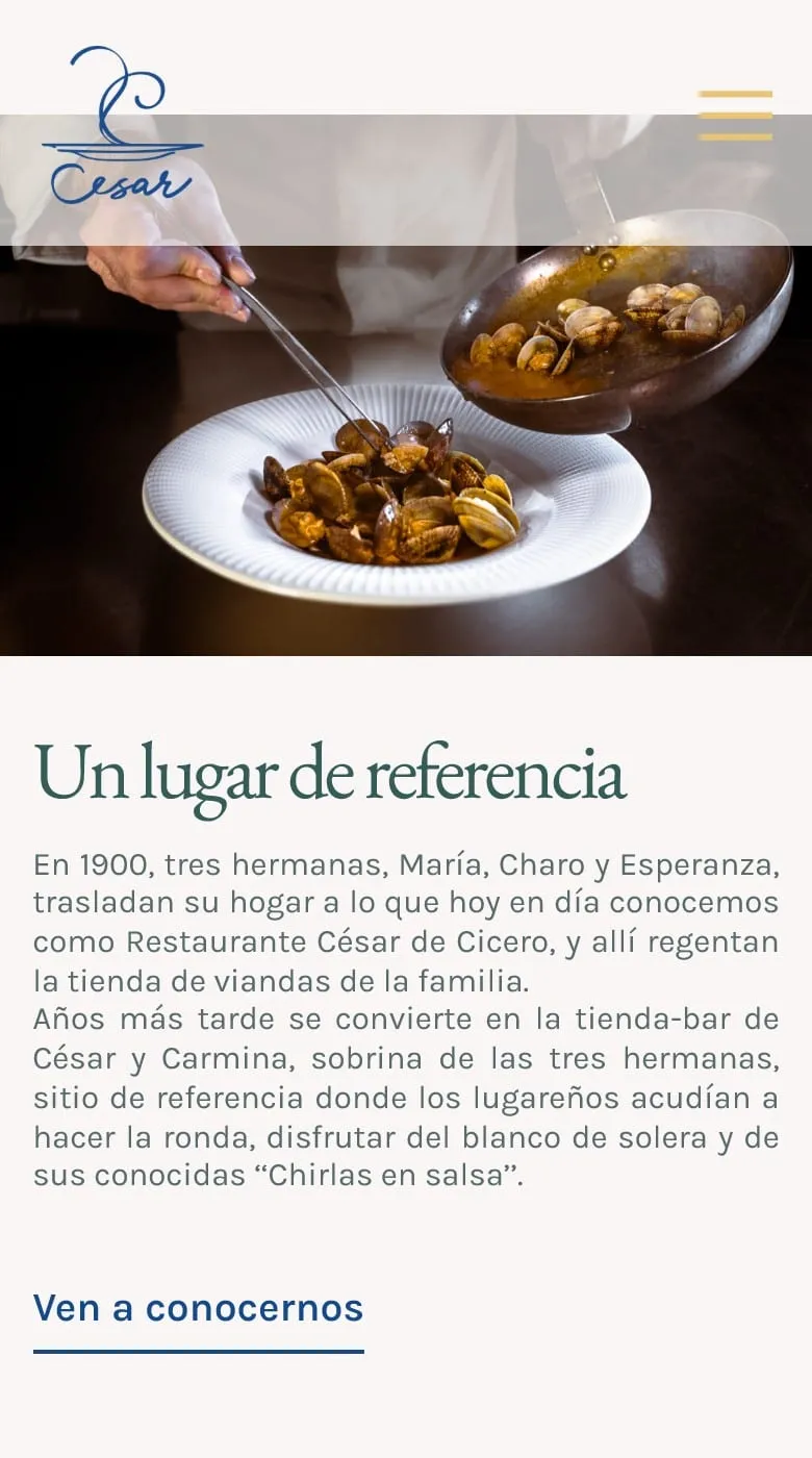 Página de historia de la web en un móvil: el chef emplatando almejas y el titular Un lugar de referencia
